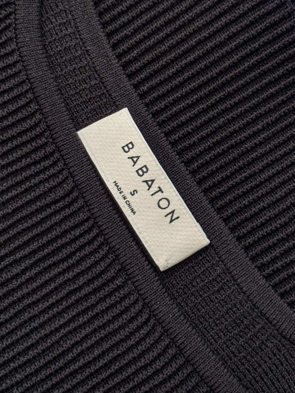 Aritzia Babaton Sculpt Knit Ribbed Tank — Black — Small - Picture 6 of 7